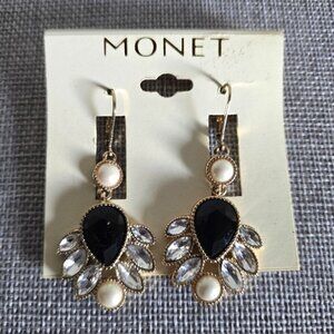New Monet Vintage Style Pearl Black Onyx Dangle Gold Earrings